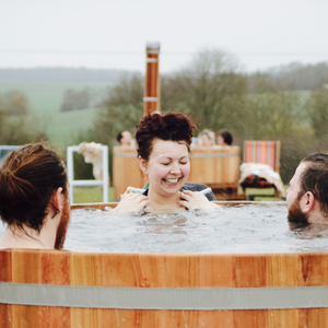 Bourn pop up | Outdoor spa | Bathing under the Sky